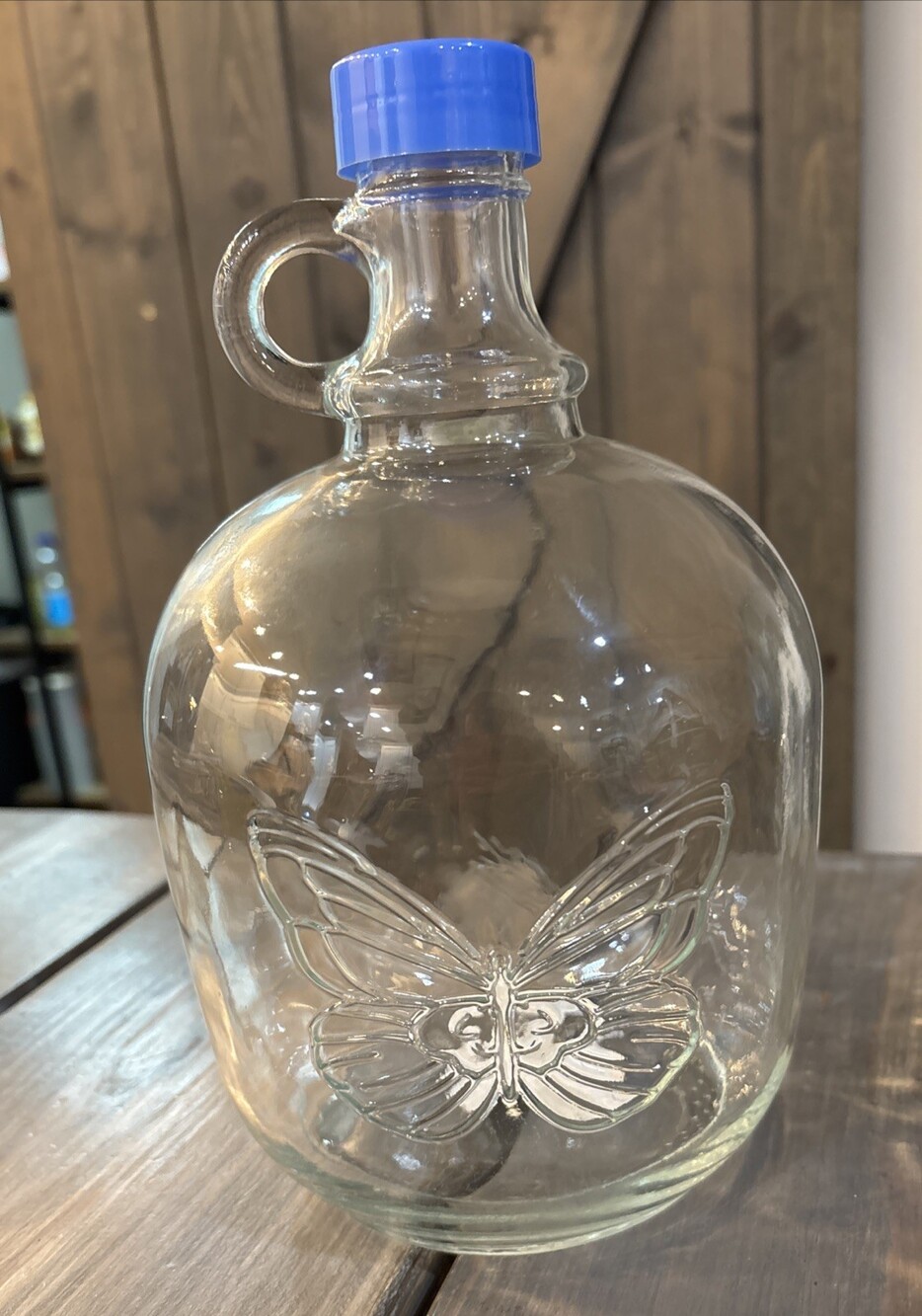 NEW Dolly Parton 64 oz Glass Growler Jug with Blue Screw Lid 🦋New With Tags
